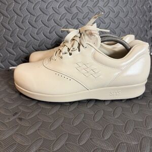 SAS Free Time Women Size 8.5 WW Comfort Shoes Leather Bone Color * No Insoles *